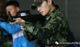 杨洋机场最新爆料,帅气偶像机场造型曝光，粉丝尖叫不已！